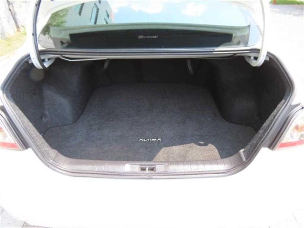 2014 - nissan altima