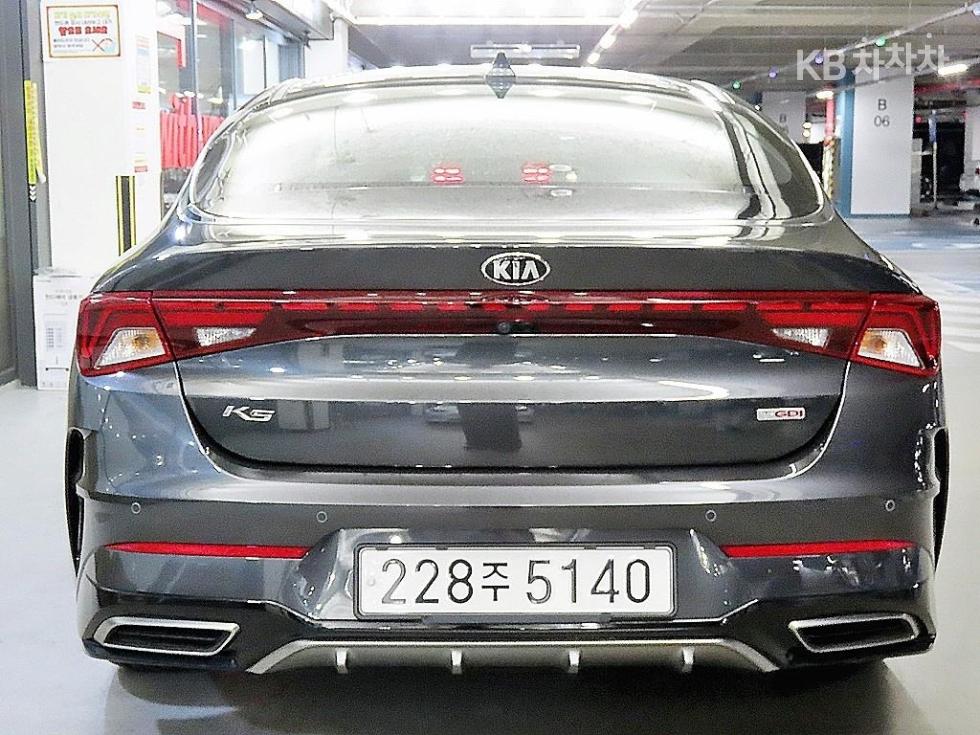 2021 - kia k5
