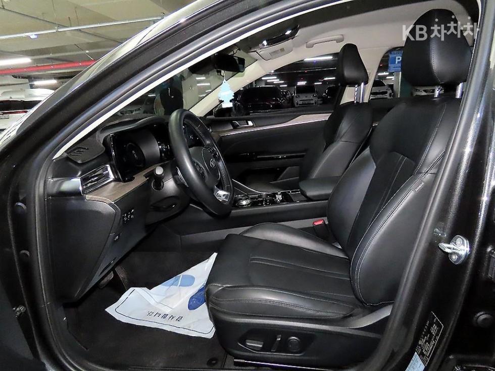 2021 - kia k5