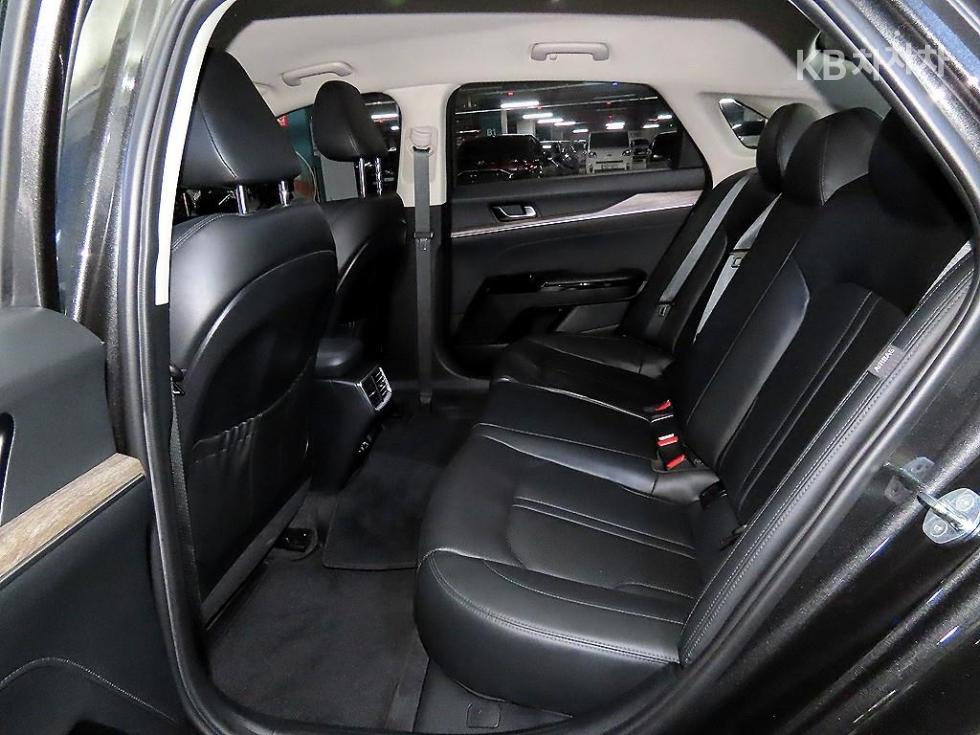 2021 - kia k5