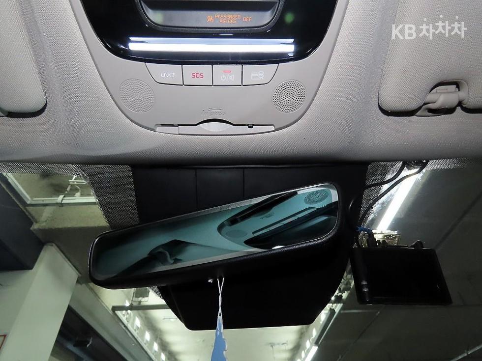 2021 - kia k5