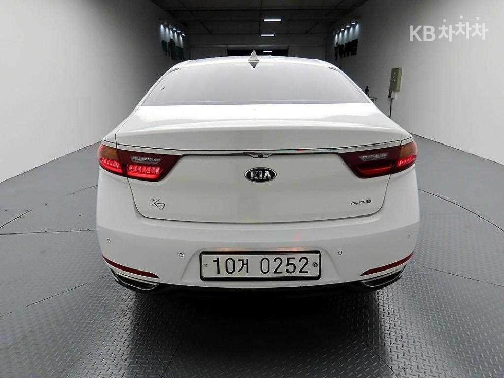 2016 - kia k7