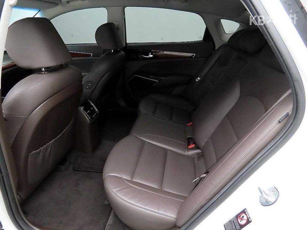 2016 - kia k7