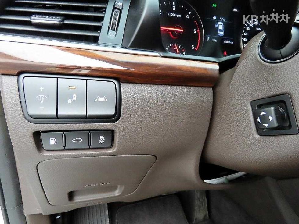 2016 - kia k7
