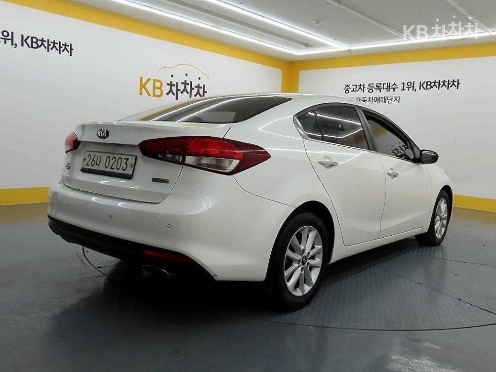2017 - kia k3