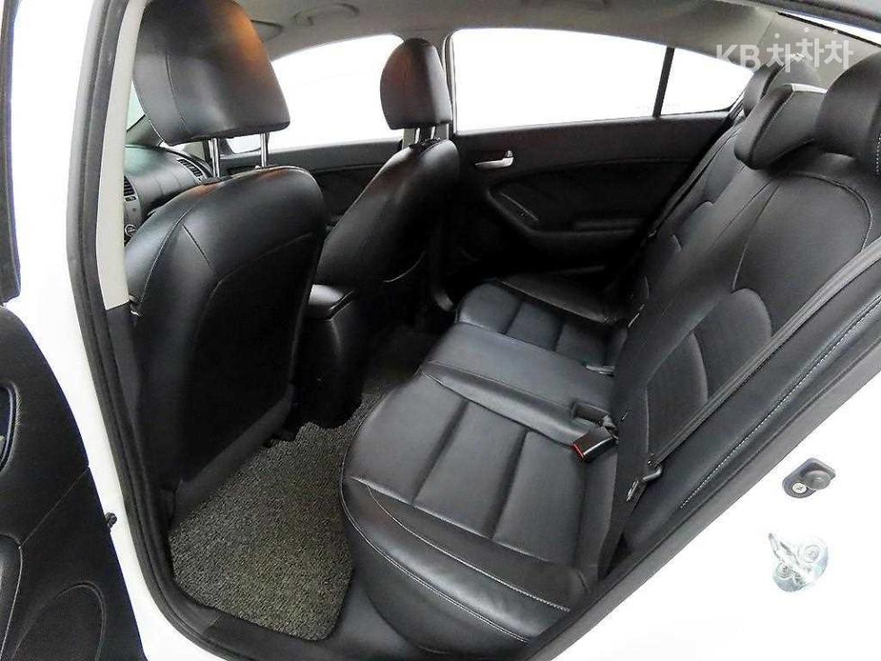 2017 - kia k3