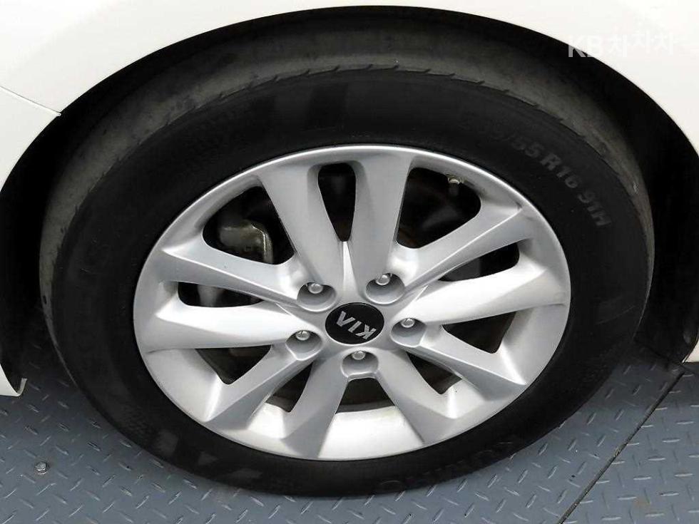 2017 - kia k3