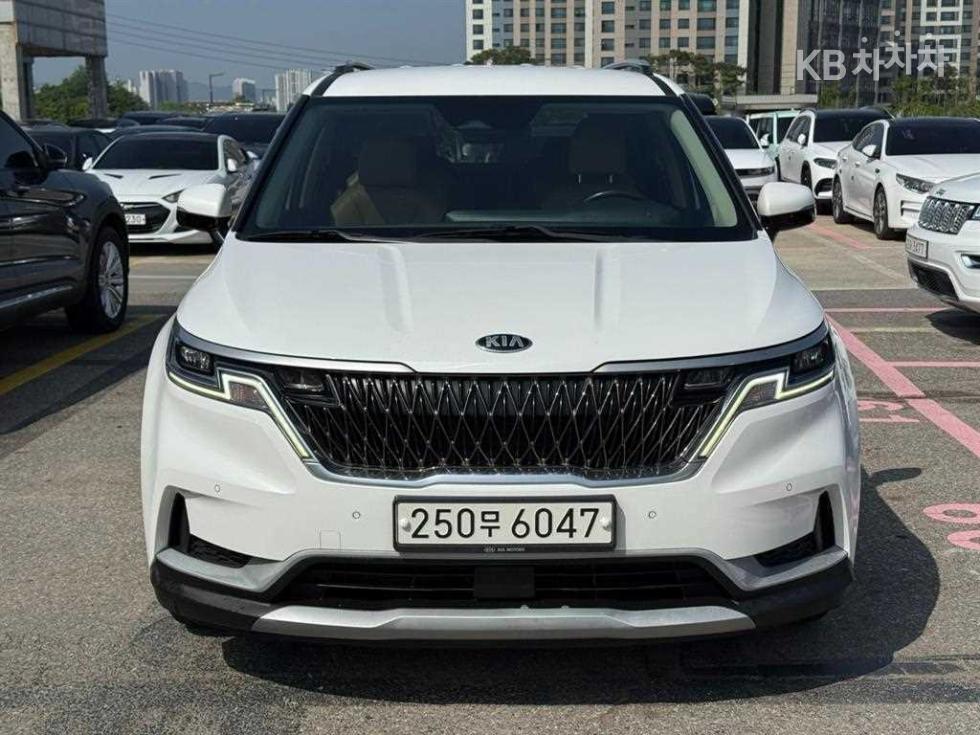 2021 - kia carnival