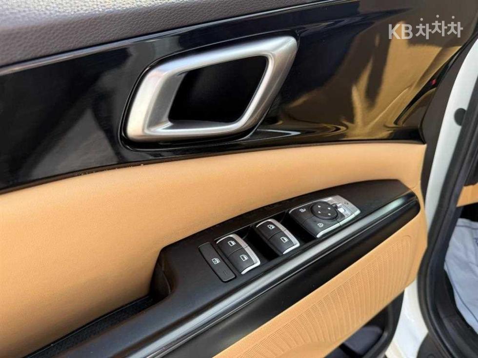 2021 - kia carnival
