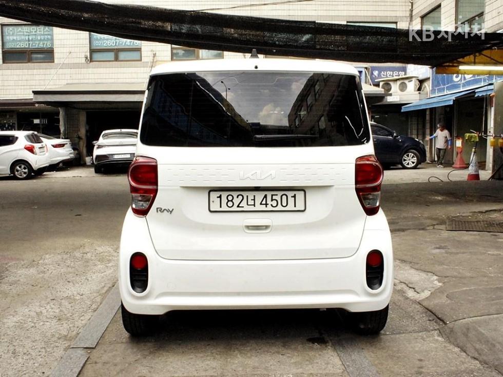 2022 - kia ray