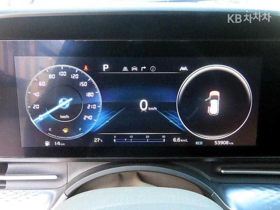 2023 - kia carnival
