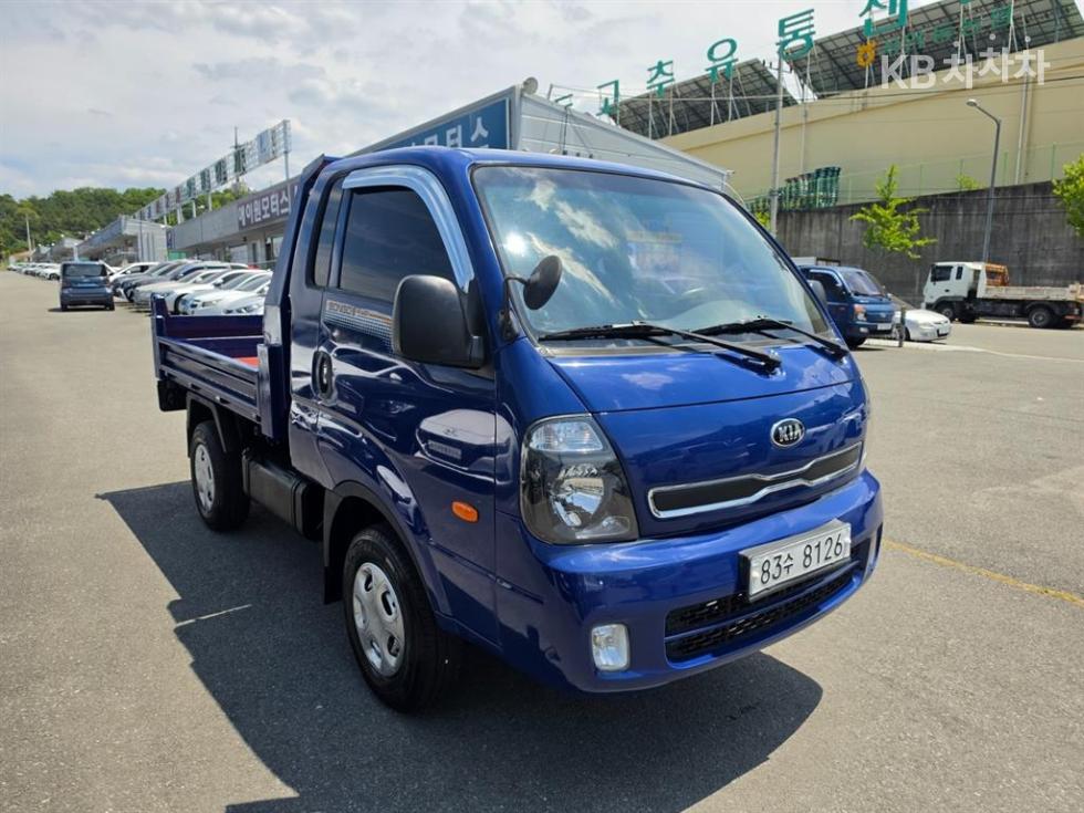 2016 - kia bongo iii