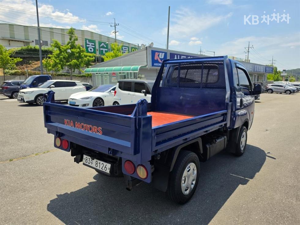 2016 - kia bongo iii