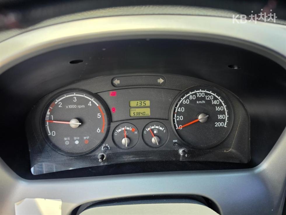 2016 - kia bongo iii