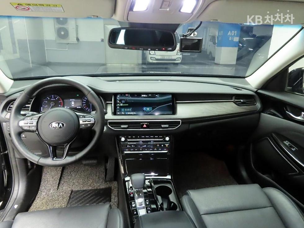 2020 - kia k7