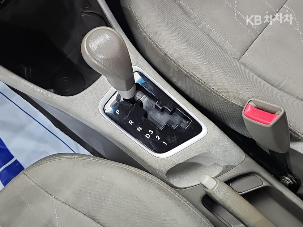 2016 - kia 모닝밴
