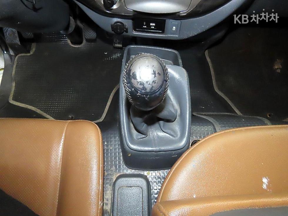 2019 - kia bongo iii