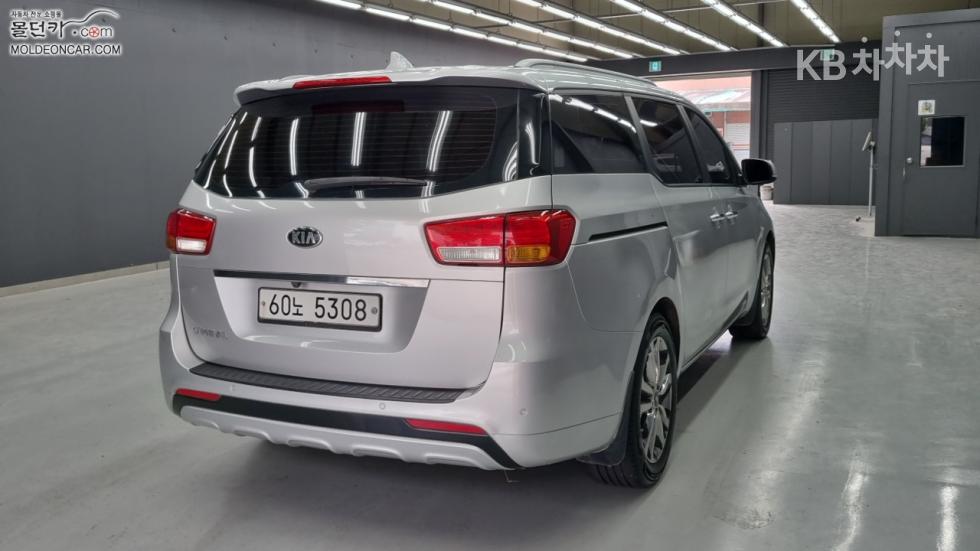 2015 - kia carnival