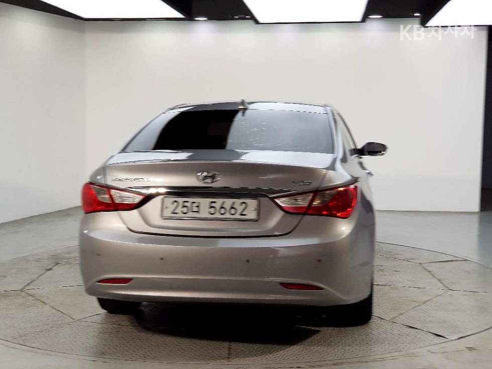 Hyundai Sonata — miniaturë 3