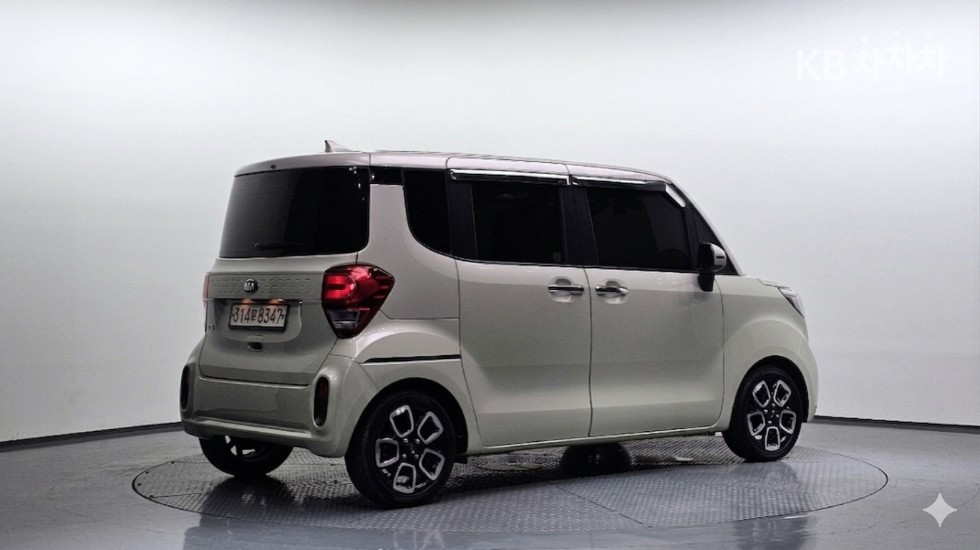 2021 - kia ray