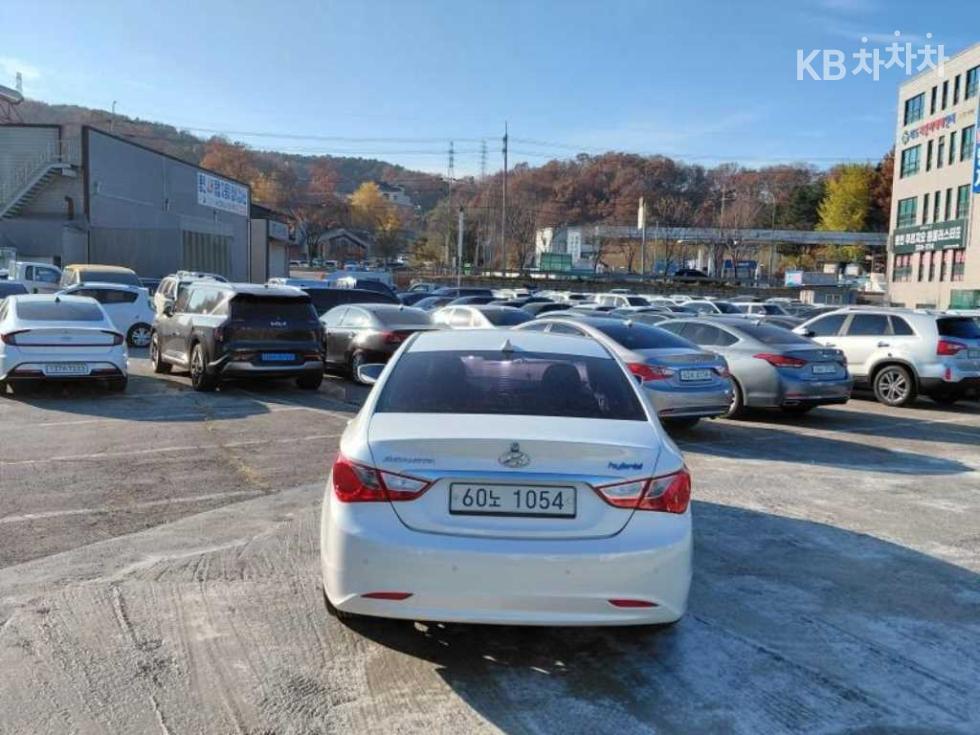 Hyundai Sonata — miniaturë 4