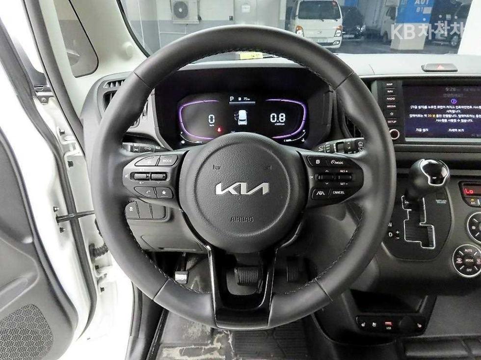2023 - kia ray