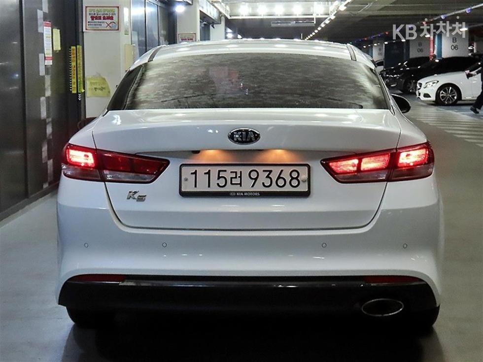 2017 - kia k5