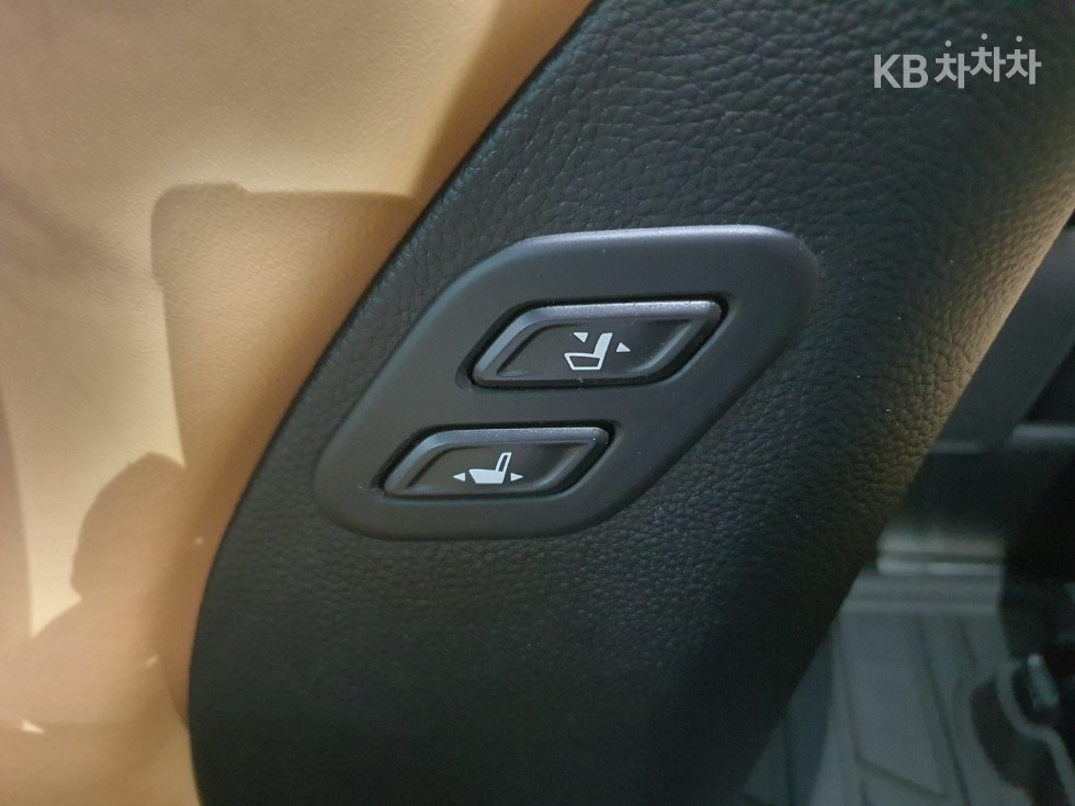 2021 - kia mohave
