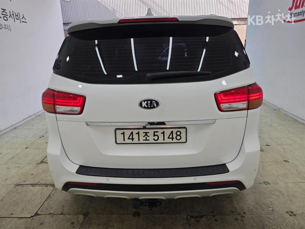 2016 - kia carnival