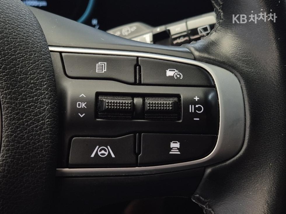 2022 - kia sportage