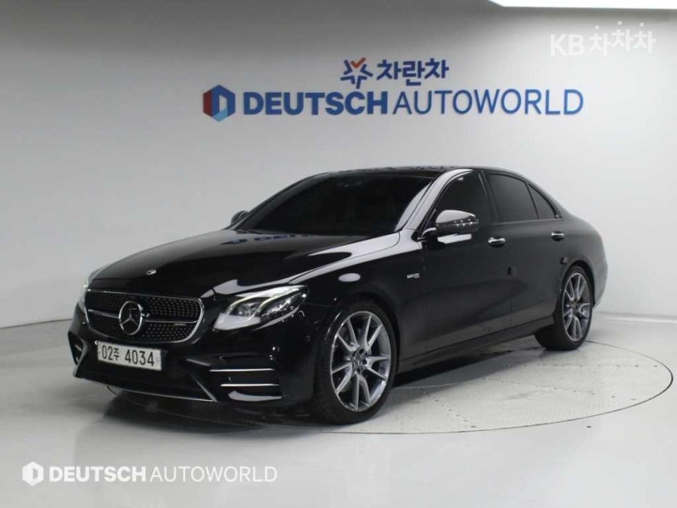 مرسيدس E-Class