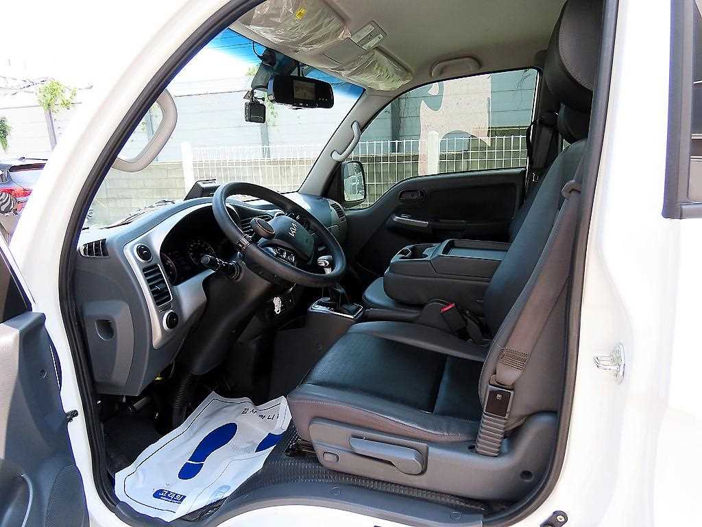 2024 - kia bongo iii