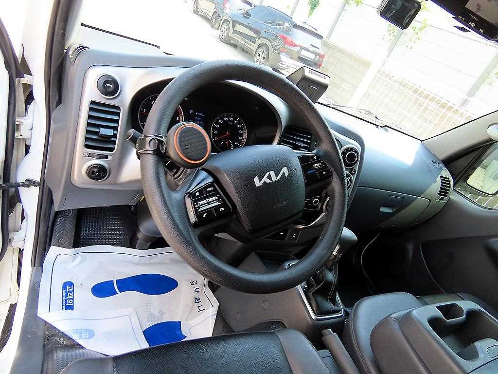 2024 - kia bongo iii