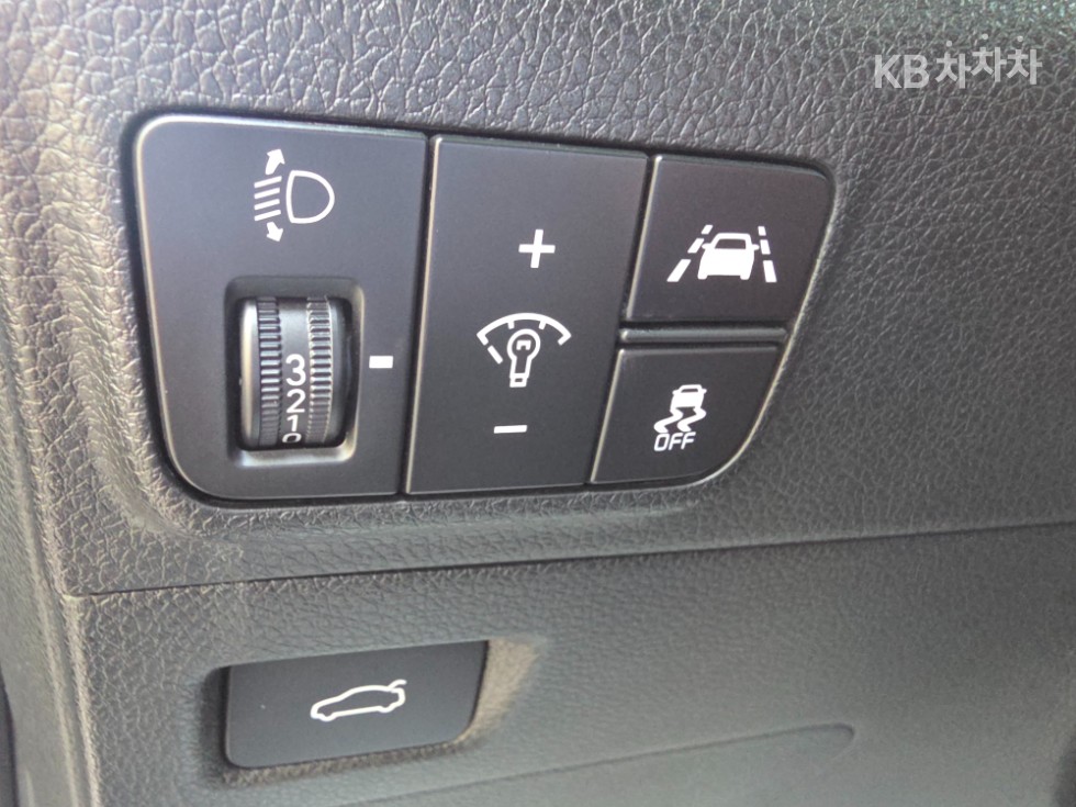 2020 - kia k5