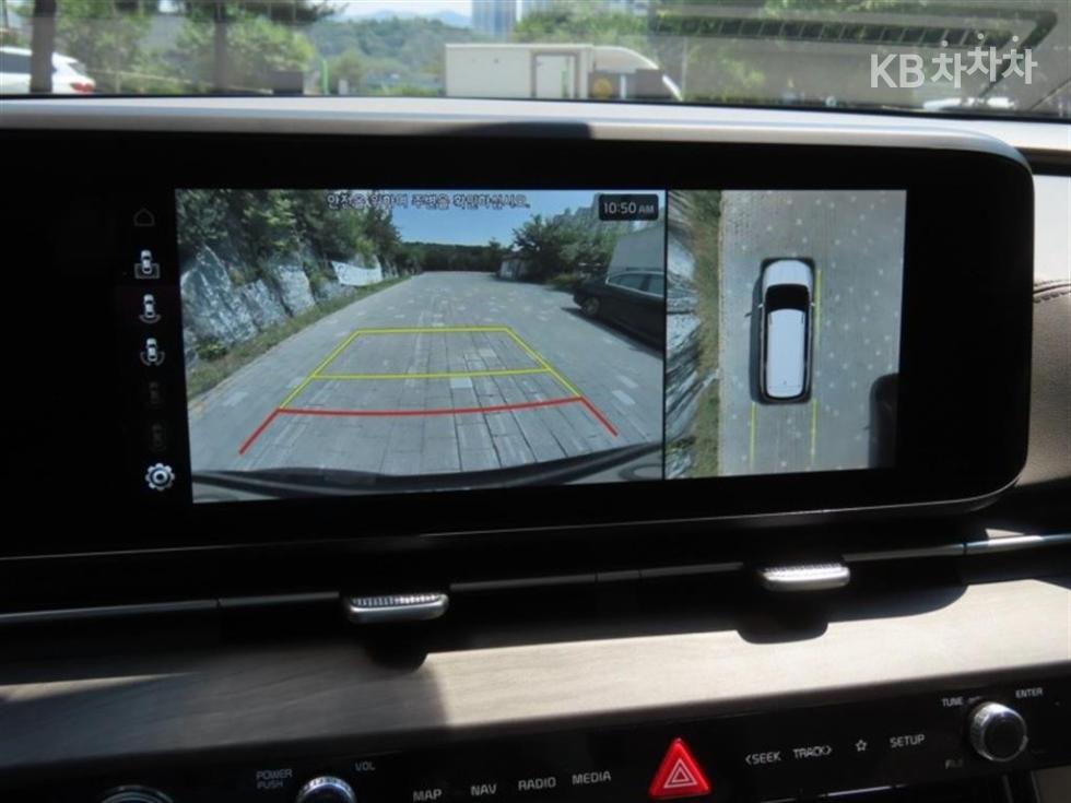 2023 - kia carnival
