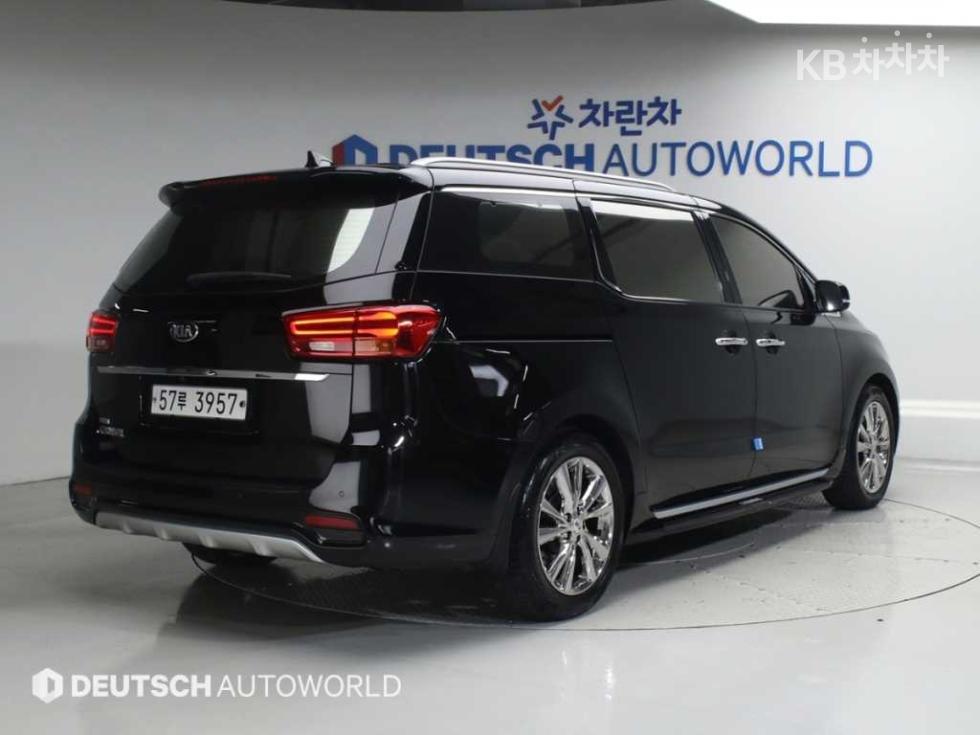 2019 - kia carnival