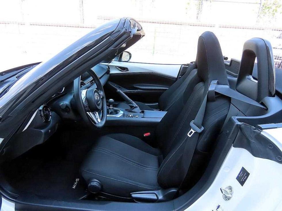 2022 - mazda mx-5