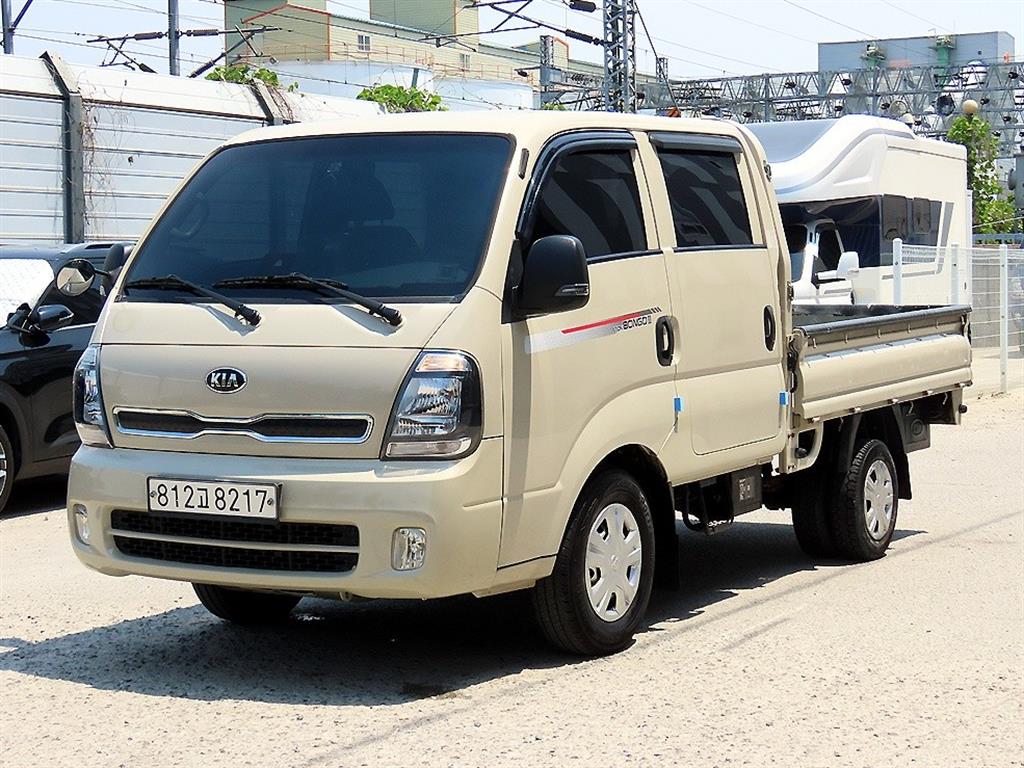 2022 - kia bongo iii