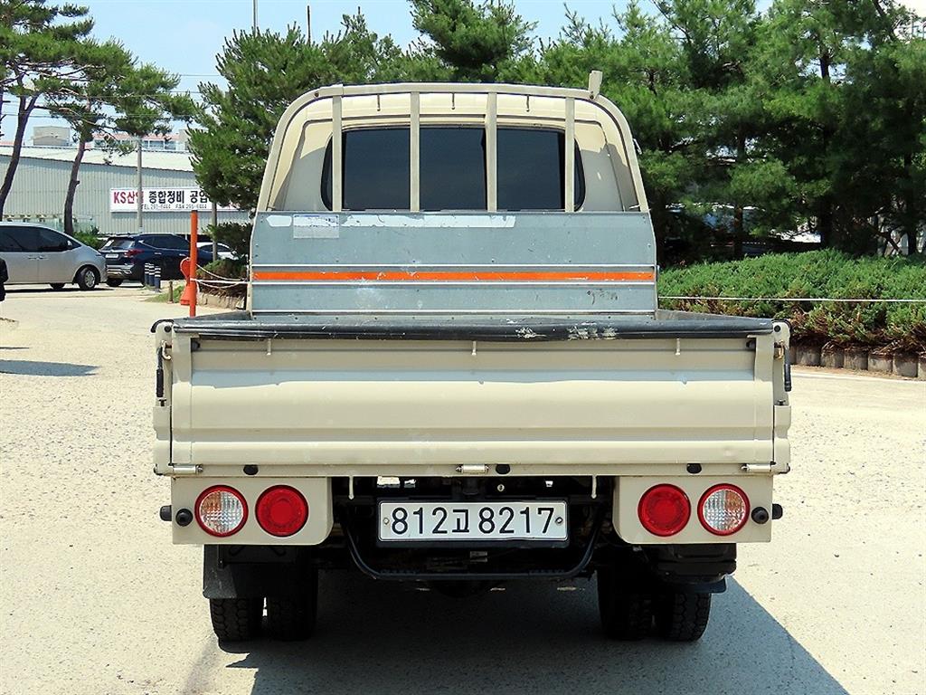 2022 - kia bongo iii