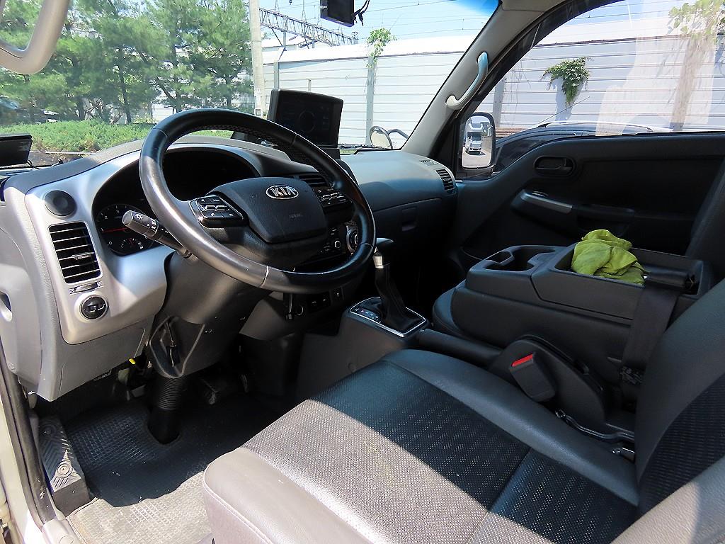 2022 - kia bongo iii