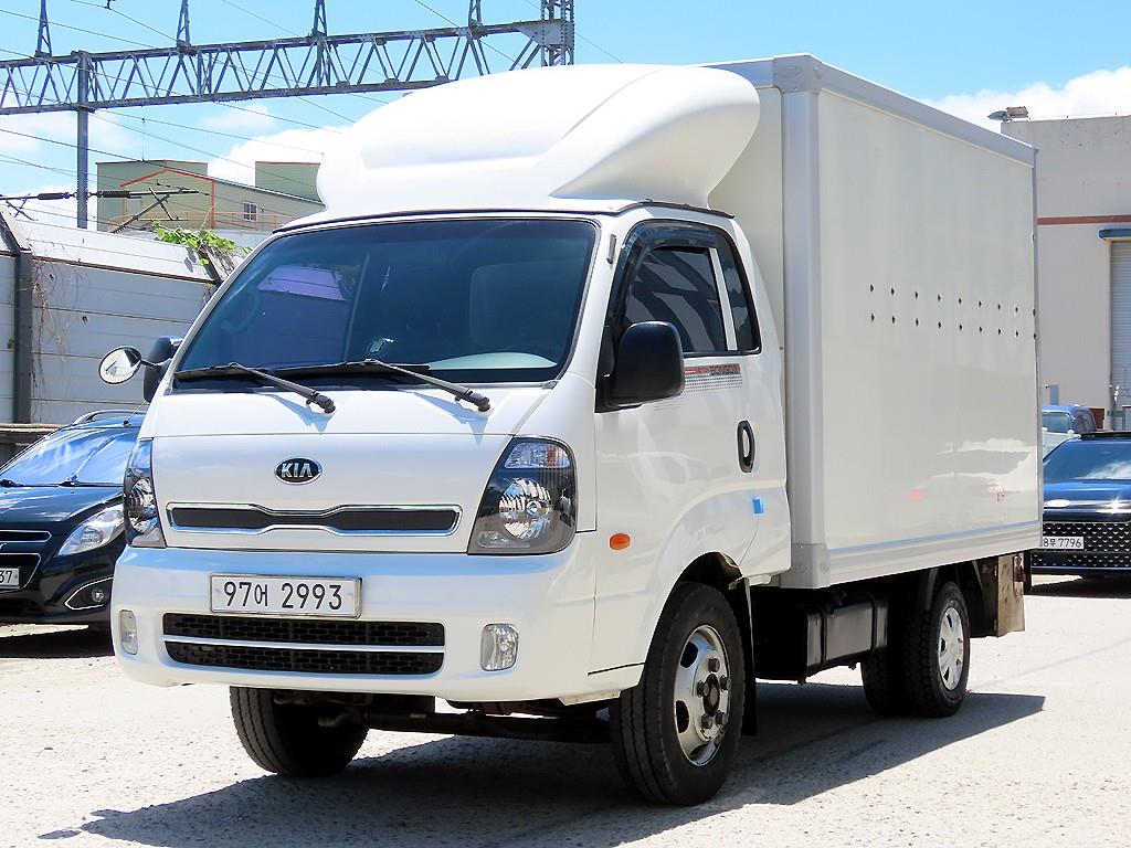 2013 - kia bongo iii