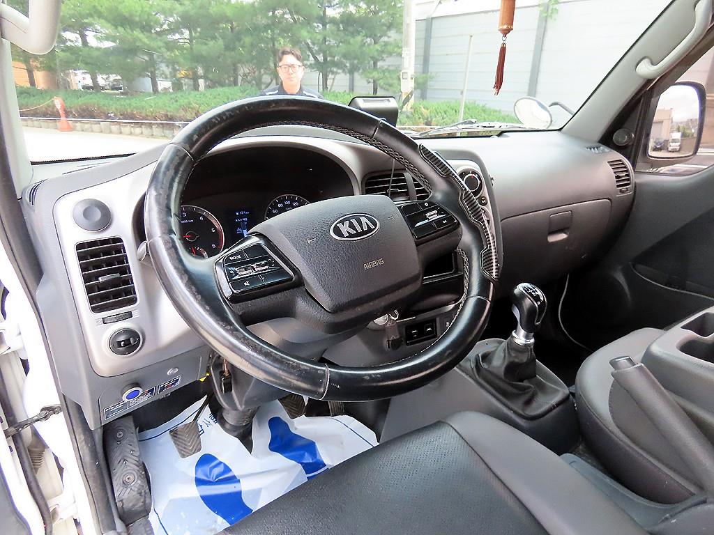 2022 - kia bongo iii