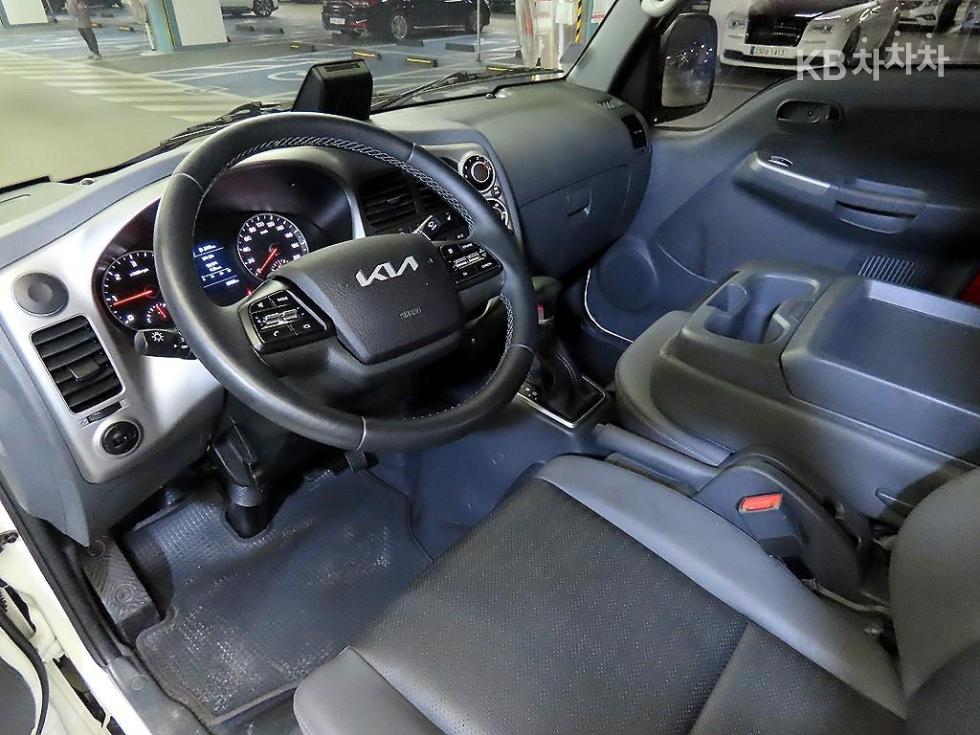 2025 - kia bongo iii