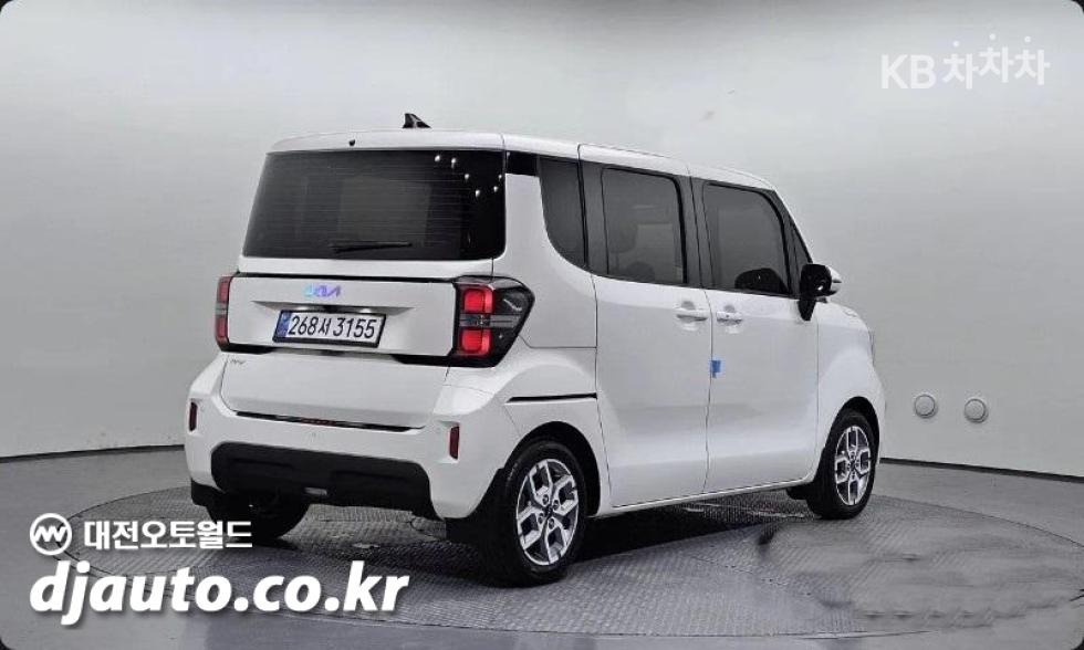 2023 - kia kia