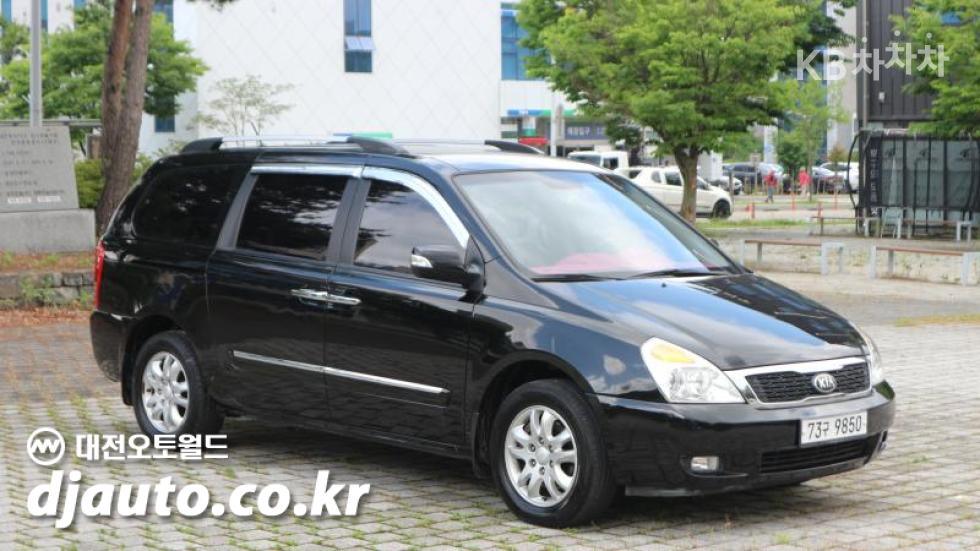 2013 - kia carnival