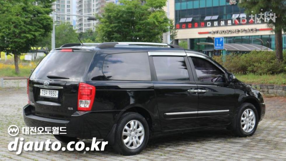 2013 - kia carnival