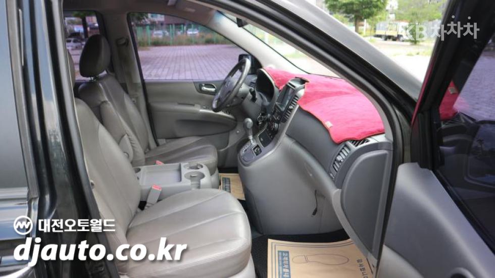 2013 - kia carnival