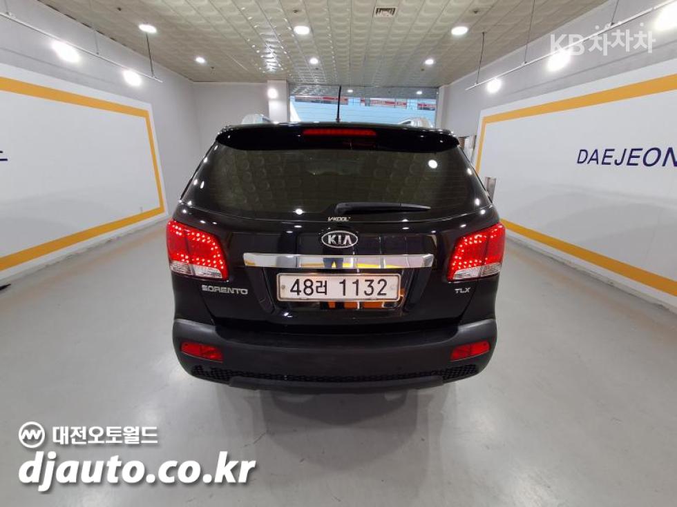 2011 - kia sorento
