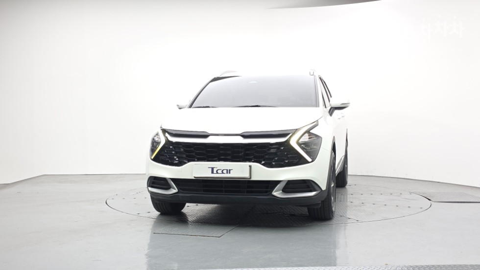 2023 - kia sportage
