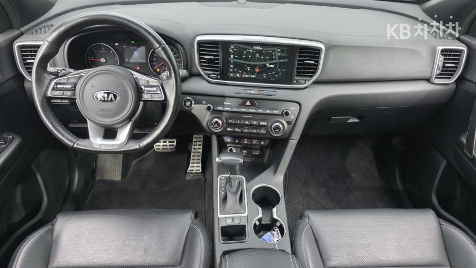 2020 - kia sportage